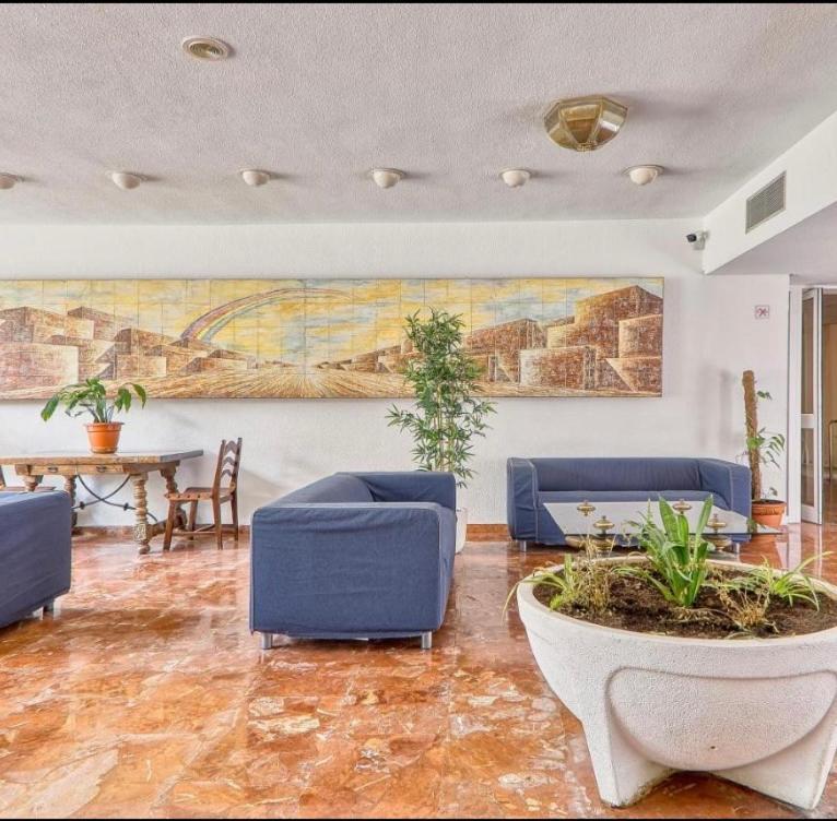 Iris Vistas Sea & Sun Benalmadena Apartman Kültér fotó